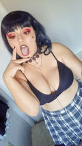E-girl...friend selfie set